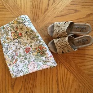 Gap Khaki Style Dress Shorts